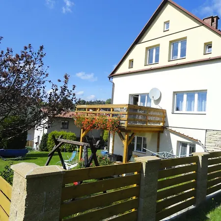 Apartman Woodcock Poniklá 外观 照片